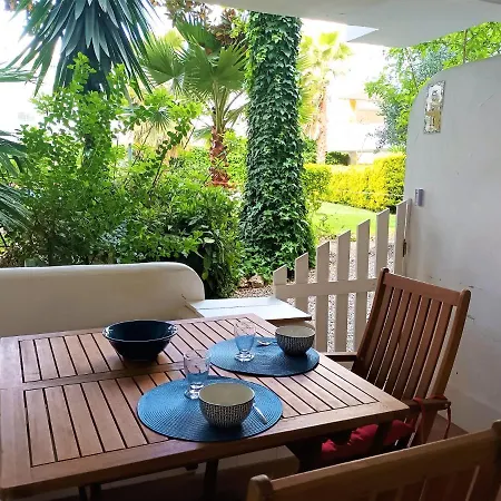 2197 Royal Marine Apartment