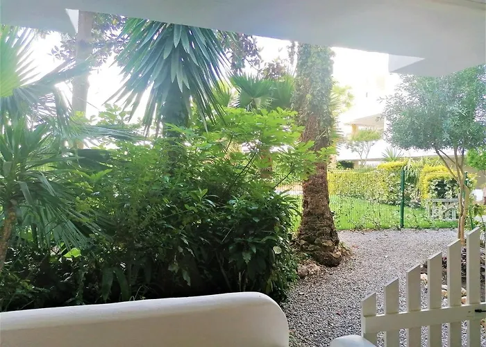 2197 Royal Marine Apartmán *
